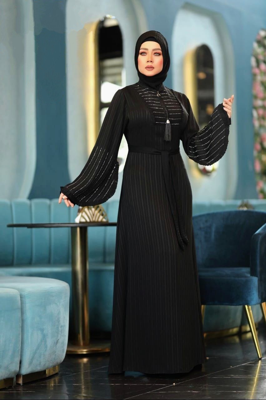 Closed Front Stylish Abaya